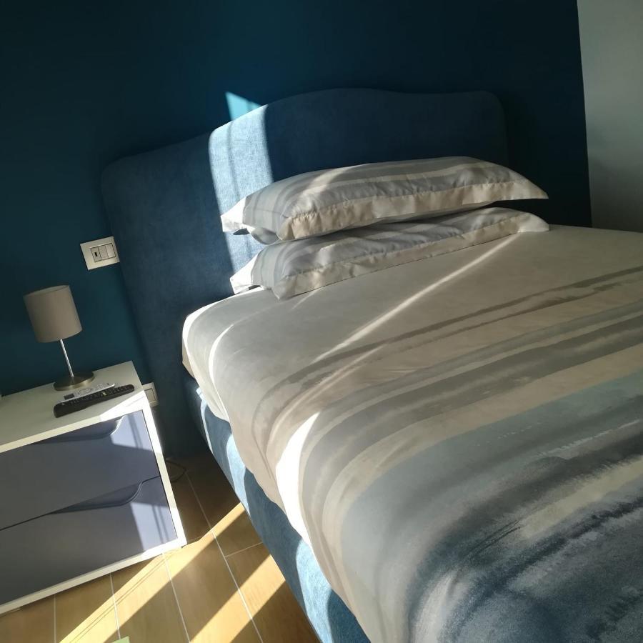 V I P Suites Cielo Stellato On Concordia Sea Salernes Extérieur photo